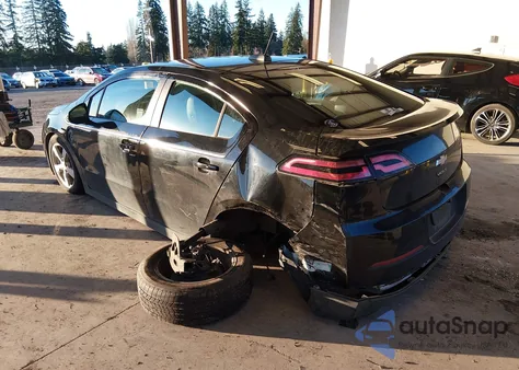 2015 Chevrolet Volt z USA, uszkodzony, nr VIN 1G1RC6E47FU116609